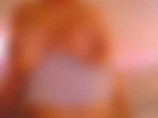 Cosmic-Girl's Live Sex Cam Show