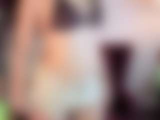Live cam show with Lili-Torin - Ahegao on Camsoda