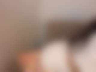 Live cam show with Noiry-Vuvez - Ebony on Fling VIP Chat