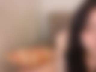 Live cam show with Noiry-Vuvez - Brown Hair on chickslive.net