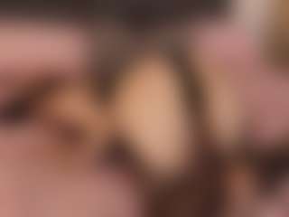 Live cam show with Noiry-Vuvez - Ebony on Uber Horny