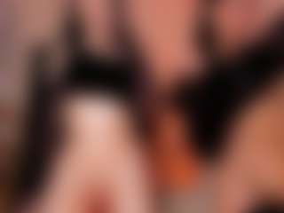Live cam show with Peanughty - Fingering on Camsoda