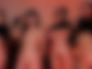 Live cam show with Peanughty - Teen (18+) on TeamSkeetLive
