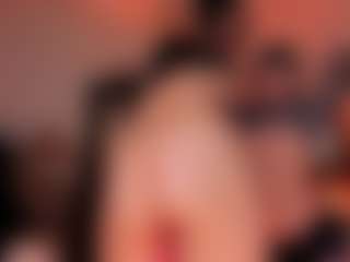 Live cam show with Peanughty - Flashing on Dare Cams