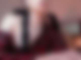 Live cam show with Peanughty - Orgasm on Dolls Live