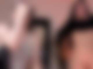 Live cam show with Peanughty - Brown Eyes on CamClone