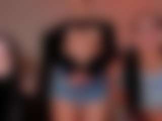 Live cam show with Peanughty - Fingering on CamClone
