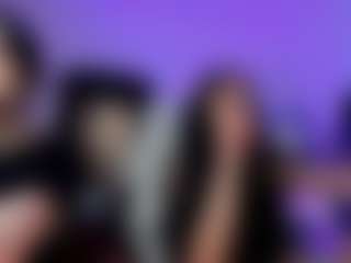 Live cam show with Peanughty - Strip on Dare Cams
