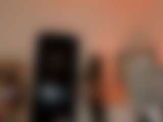 Live cam show with Peanughty - Cum on TeamSkeetLive