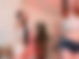Live cam show with Peanughty - Flashing on Hubzter Live