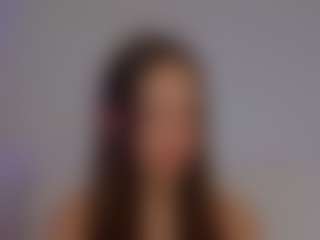 Live cam show with AileenButremovic - Brown Hair on SpunkLive