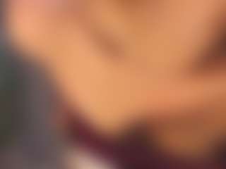 AileenButremovic's Live Sex Cam Show