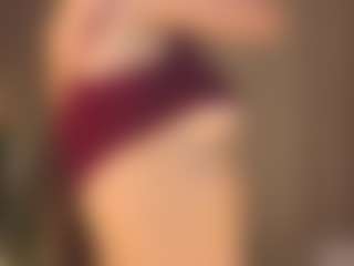 Live cam show with AileenButremovic - Athletic on Camsoda