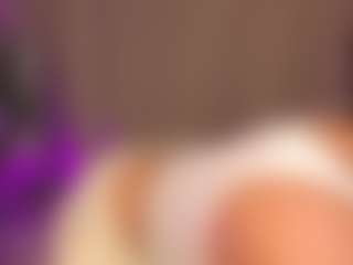 AileenButremovic's Live Sex Cam Show
