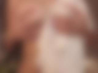 AileenButremovic's Live Sex Cam Show