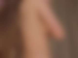 AileenButremovic's Live Sex Cam Show