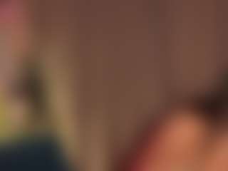 Live cam show with AileenButremovic - Facial Piercings on Hubzter Live