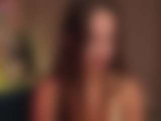 Live cam show with AileenButremovic - Genital Piercings on Camming Site