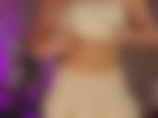 AileenButremovic's Live Sex Cam Show