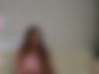Live cam show with AileenButremovic - Dildo Or Vibrator on madthumbs
