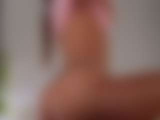 Live cam show with AileenButremovic - Blue Eyes on Camsoda