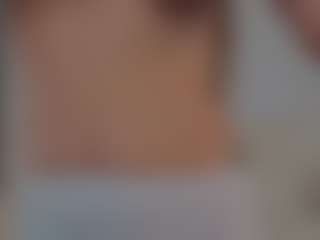 Live cam show with AileenButremovic - Smoking on Camsoda