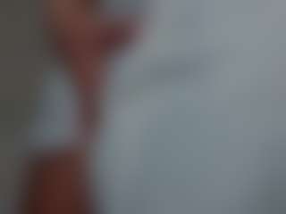 AileenButremovic's Live Sex Cam Show