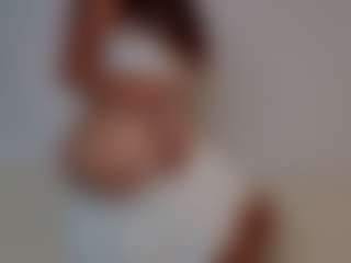 AileenButremovic's Live Sex Cam Show