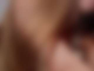 AileenButremovic's Live Sex Cam Show