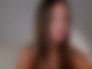 Show de câmera ao vivo com AileenButremovic - Brown Hair no Camsoda