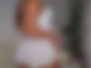 Live cam show with AileenButremovic - Striptease on CSO-WL