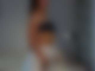 AileenButremovic's Live Sex Cam Show