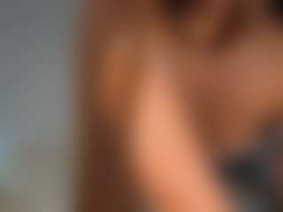 AileenButremovic's Live Sex Cam Show