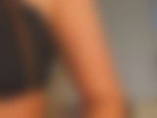 Live cam show with AileenButremovic - Twerk Latina on TeamSkeetLive