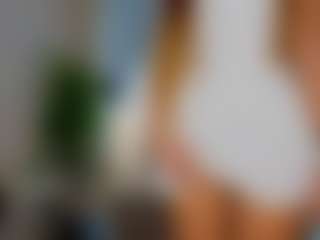AileenButremovic's Live Sex Cam Show