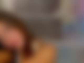 AileenButremovic's Live Sex Cam Show