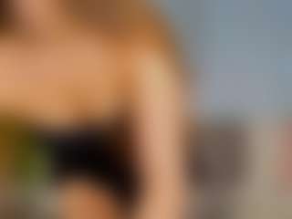 Live cam show with AileenButremovic - Spank Brown Hair on Camsoda