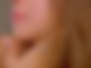 AileenButremovic's Live Sex Cam Show