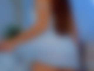 Live cam show with AileenButremovic - Striptease Latina on Hubzter Live