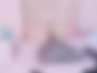 Live cam show with alana-rose1 - Striptease on parknlotfishbdy