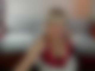 Live cam show with Ann - MILF on livesuperchat.net