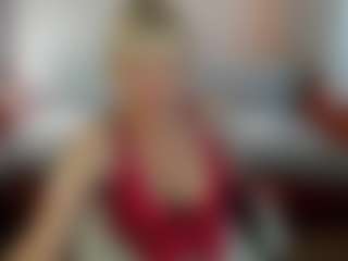 Live cam show with Ann - Middle Aged on SxyPornLive