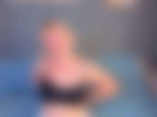 Live cam show with Ann - Blue Eyes on Mixed Magazine Live