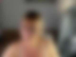 Live cam show with Ann - Role Play MILF on SquirtSoMuch