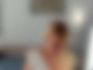Ann's Live Sex Cam Show