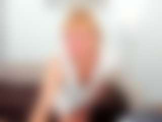 Live cam show with Ann - Oil on Soda Cam