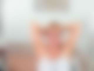 Live cam show with Ann - Blue Eyes on makecum.org