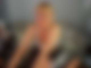 Live cam show with Ann - Athletic Middle Aged on Camsoda