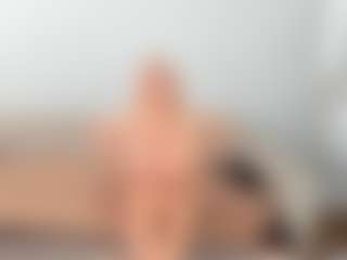 Live cam show with Ann - Mature Young Adult on Nude Live Now