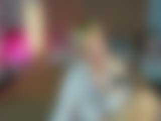 Live cam show with Ann - Skinny MILF on sexytreat.net